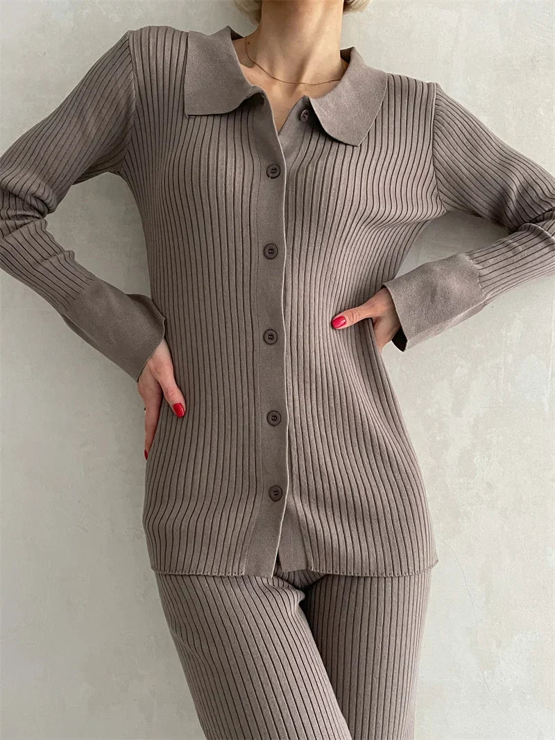 חליפת סריג מחוייטת- קיקי